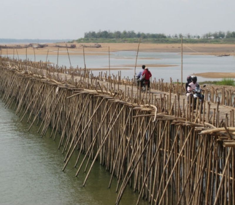Experience Kampong Cham’s culture with guided tours